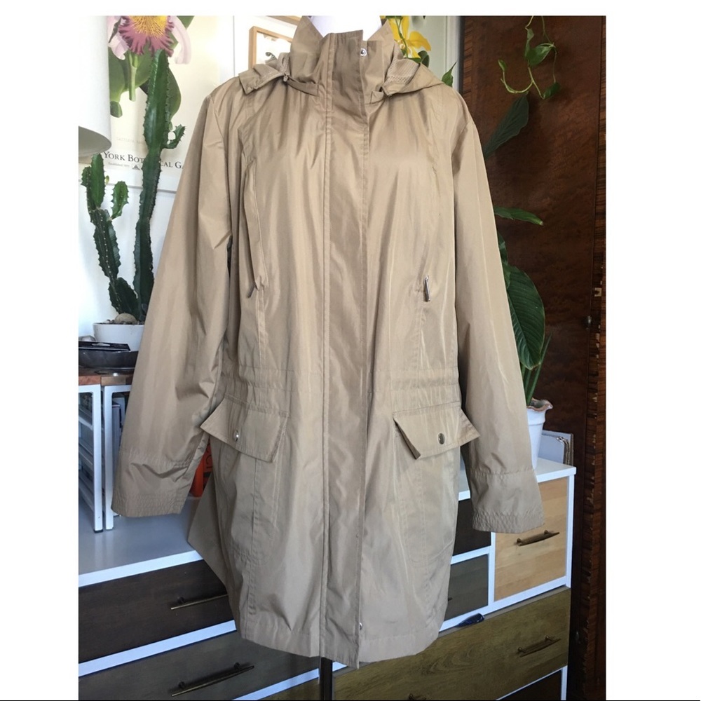Fleet Street London Rain Coat XL